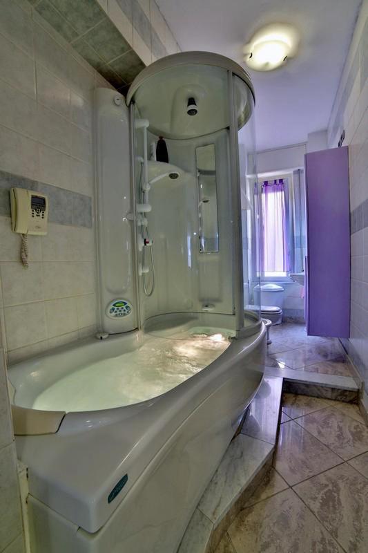 Appartamento Con Idromassaggio E Parcheggio Privato Gratuito,Strategico Per Le Cinque Terre E Golfo Dei Poeti La Spezia Exterior foto